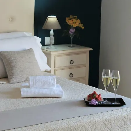 Apart-hotel Ahr Leonis