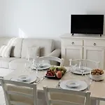 Ahr Leonis Apart Otel 3*